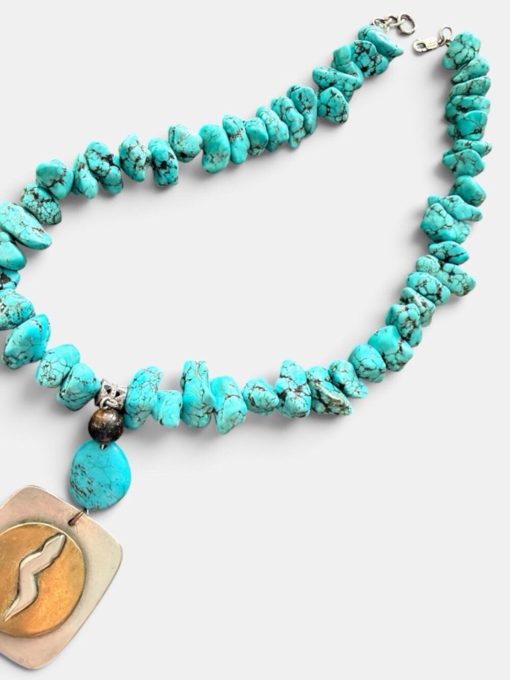 Turquoise Graduated Chunky Necklace 16” + 2.5” Pendant 93g Silver Closure